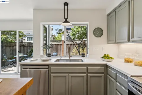 $895,000 | 39 Benedict Court, Alameda, CA 94502