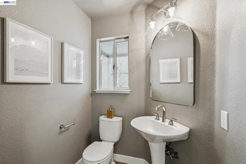 $895,000 | 39 Benedict Court, Alameda, CA 94502