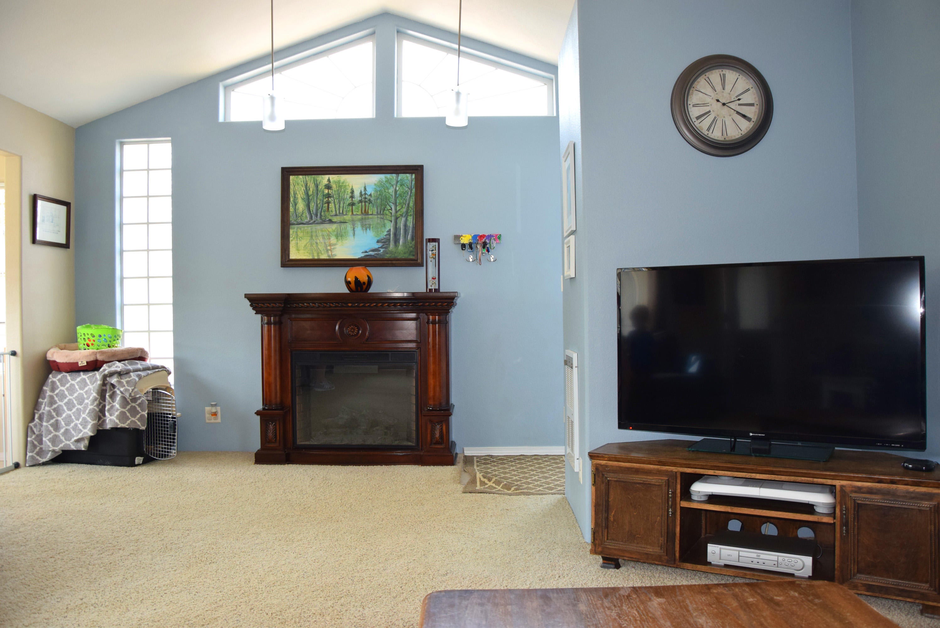 481 South 19th Street Reedsport, OR 97467 - Photo 3 of 28 3 - Living Room