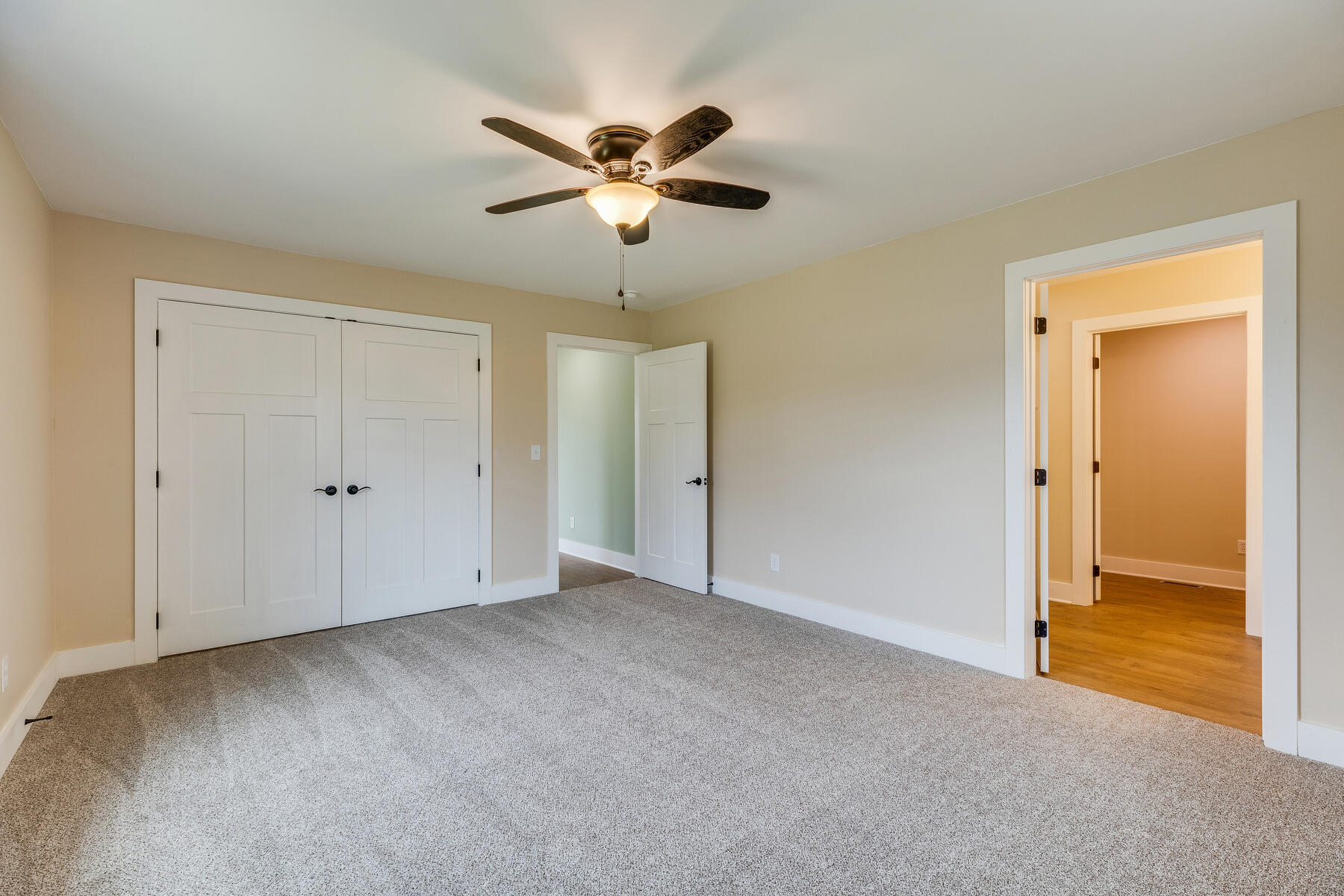 429 Merman Road Kingsport, TN 37663 - Photo 14 of 35 014