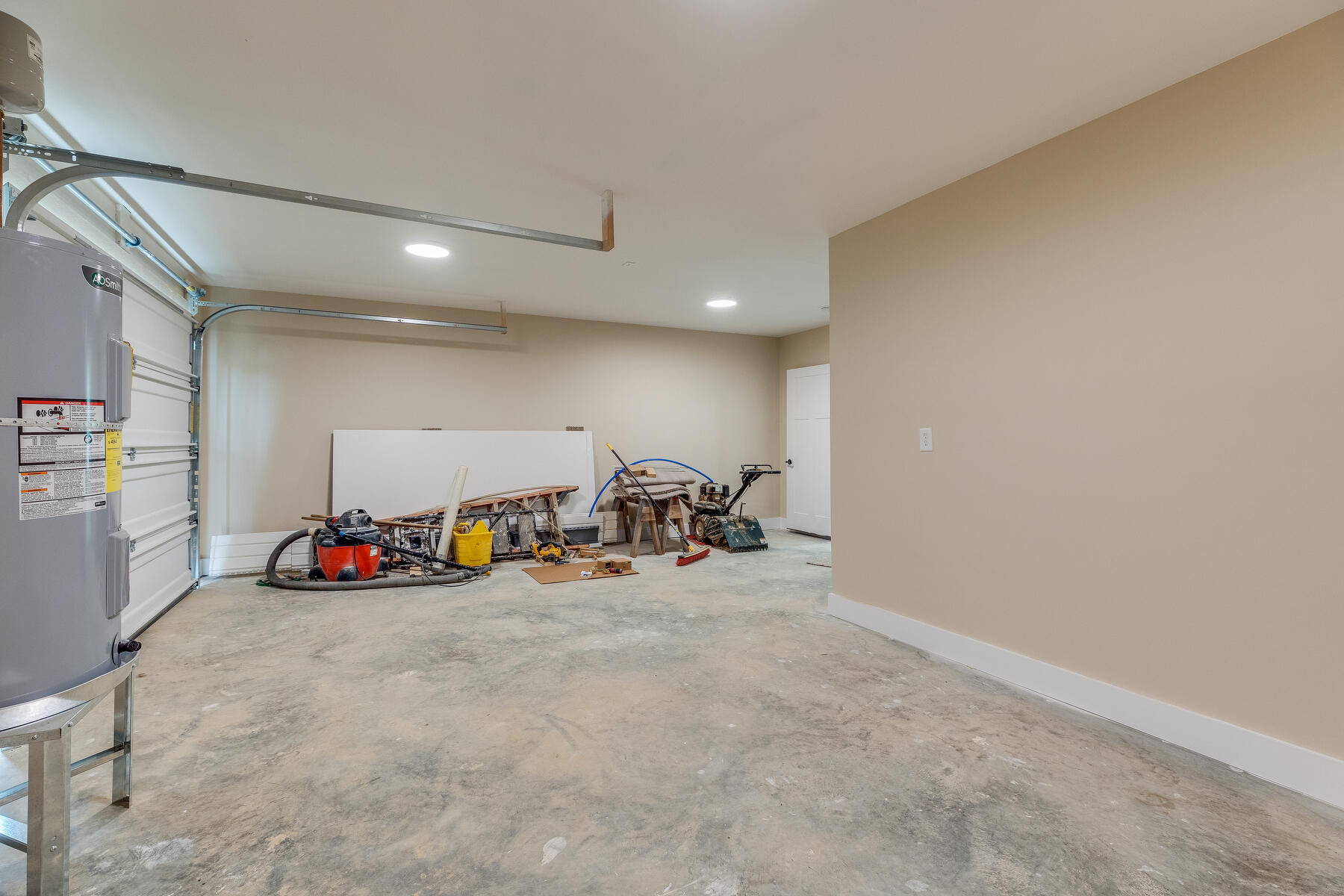 429 Merman Road Kingsport, TN 37663 - Photo 32 of 35 032