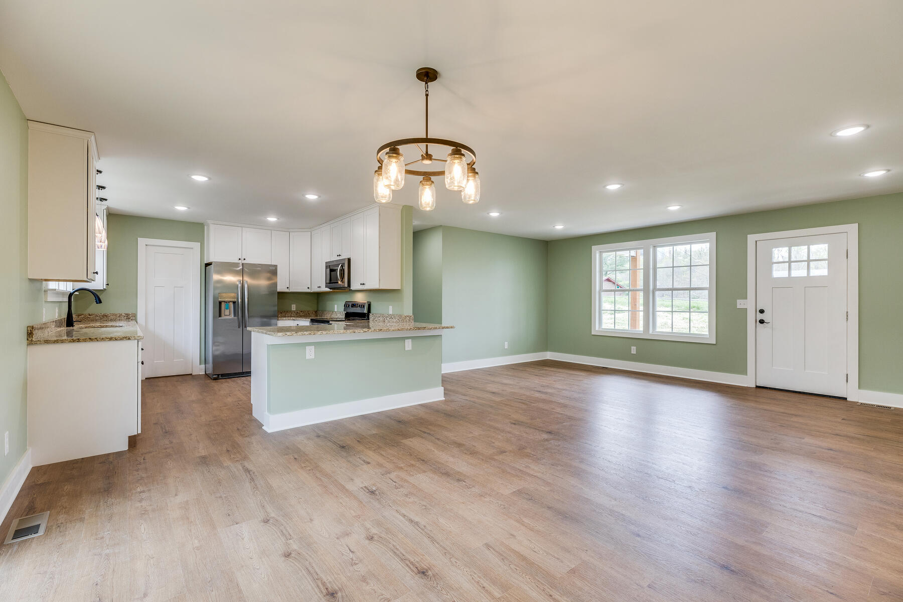 429 Merman Road Kingsport, TN 37663 - Photo 9 of 35 009