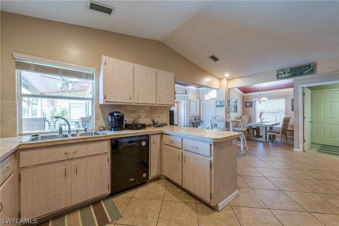 17457 Butler Road Fort Myers, FL 33967 - Photo 11 of 31 Gallery Image 11