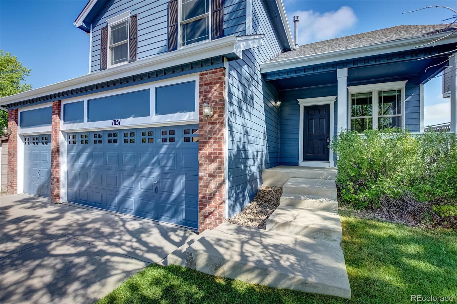 1051 Riddlewood Road Highlands Ranch, CO 80129 - Photo 2 of 37