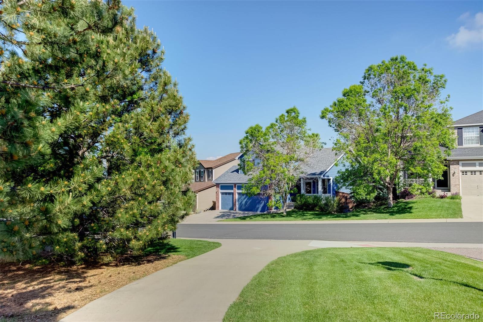 1051 Riddlewood Road Highlands Ranch, CO 80129 - Photo 32 of 37