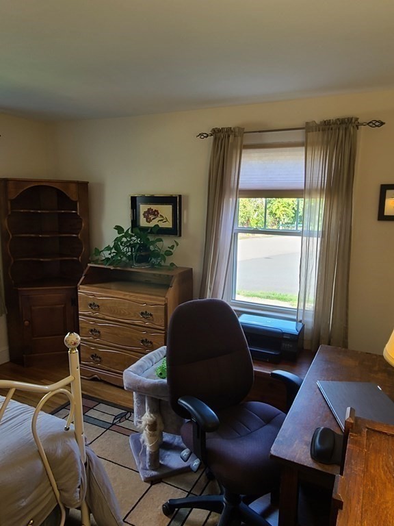 14 Monroe Road Salem, MA 01970 - Photo 13 of 28 Gallery Image 13