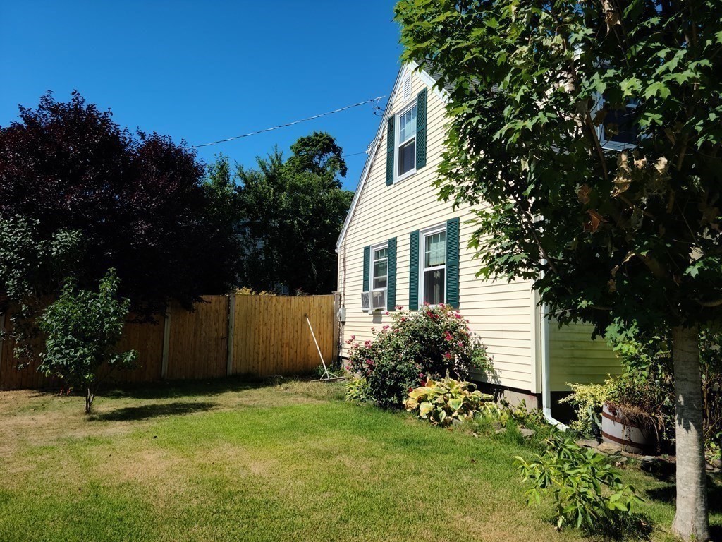 14 Monroe Road Salem, MA 01970 - Photo 2 of 28 Gallery Image 2