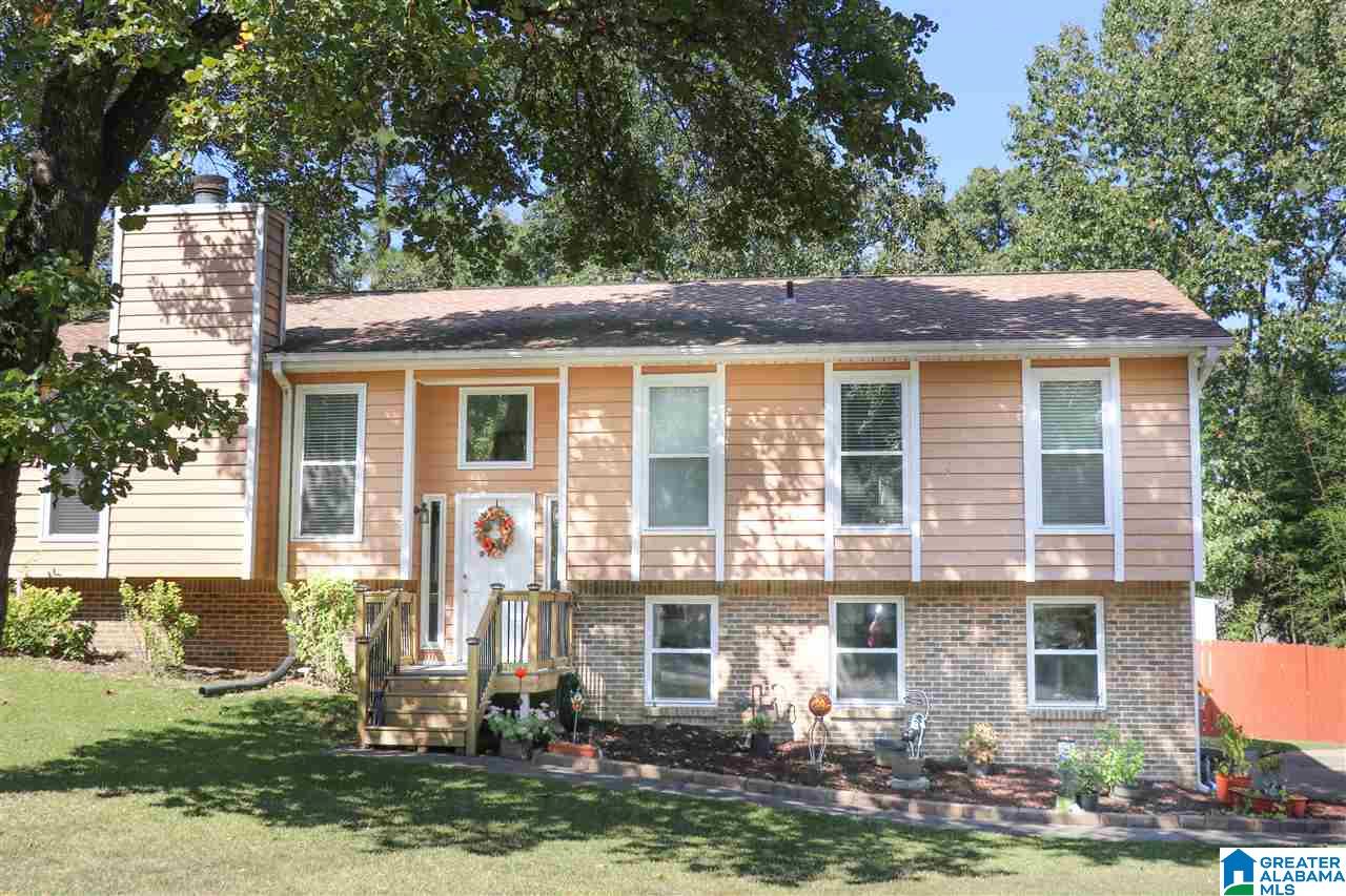 1426 Tropical Lane Alabaster, AL 35007 - Photo 1 of 36