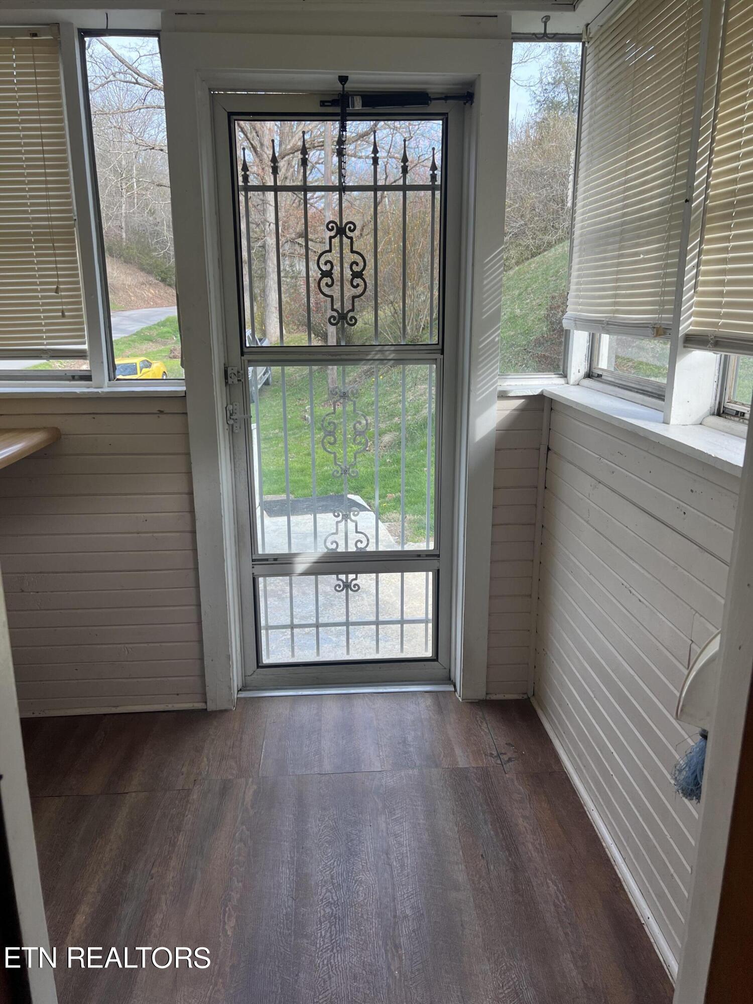 767 Old Mulberry Road Tazewell, TN 37879 - Photo 7 of 21 IMG_5322