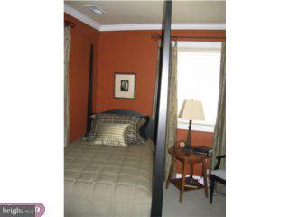 539 Montrose Street, Unit 14 Philadelphia, PA 19147 - Photo 2 of 6