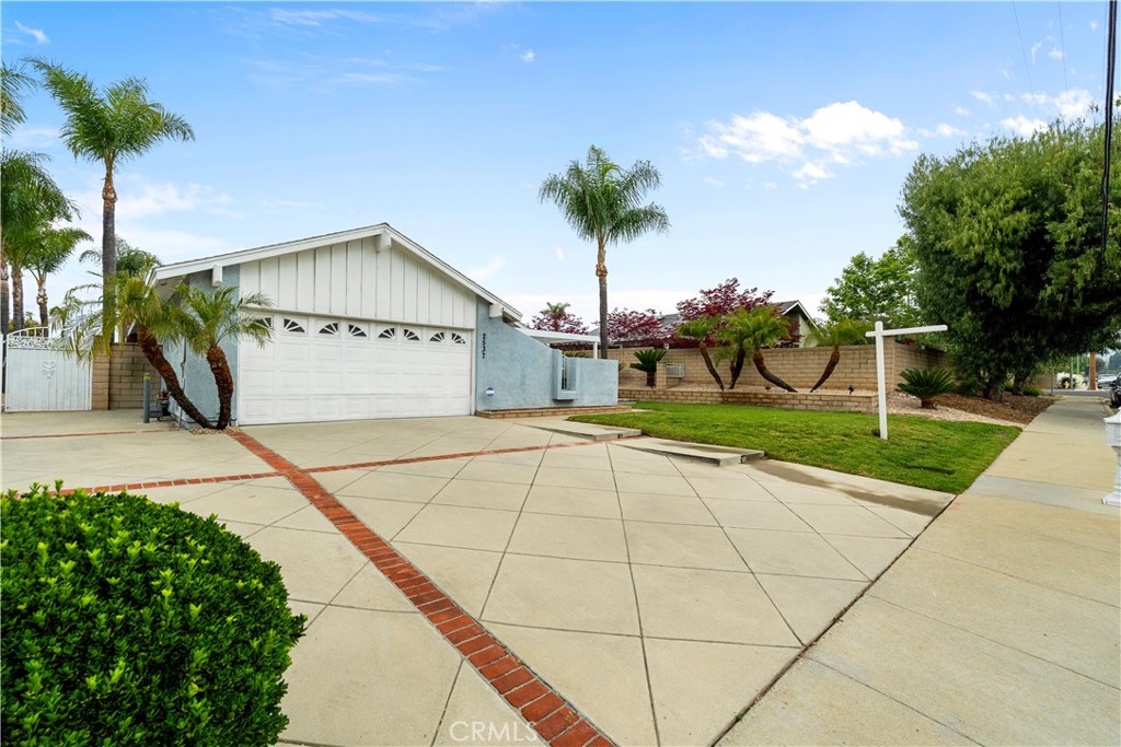 2537 Fulton Road La Verne, CA 91750 - Photo 3 of 43