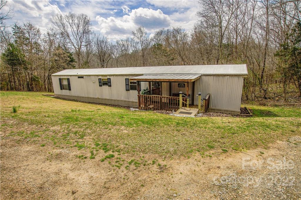 327 1st Broad Road Shelby, NC 28152 - Photo 1 of 15 Gallery Image 1