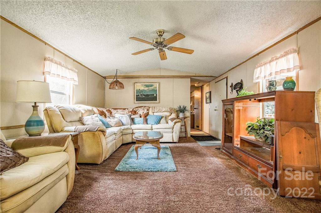 327 1st Broad Road Shelby, NC 28152 - Photo 4 of 15 Gallery Image 4