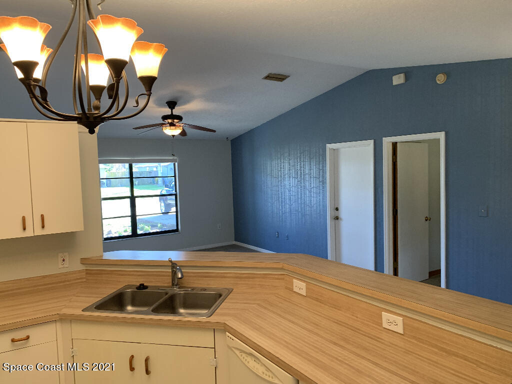 5290 Carrick Road Cocoa, FL 32927 - Photo 6 of 20 15513_61a557b49a244_11.29.2021_image-6