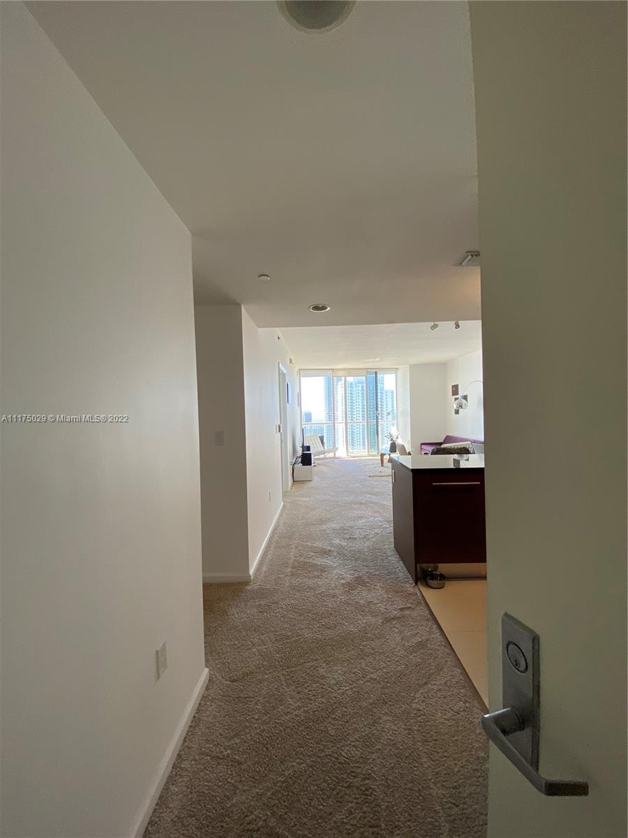 495 Brickell Avenue, Unit 4609 Miami, FL 33131 - Photo 13 of 17