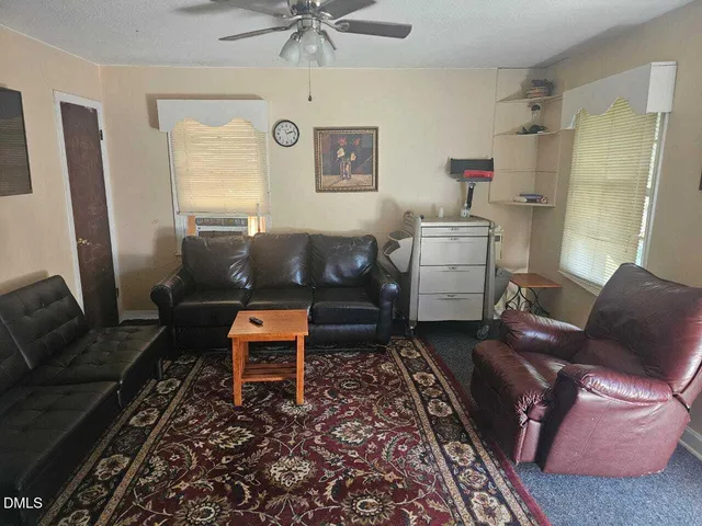 a view of entryway with a front door