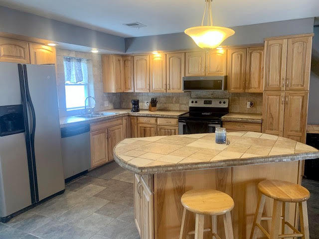 360 Martin Stream Road Fairfield, ME 04937 - Photo 6 of 39 Kitchen