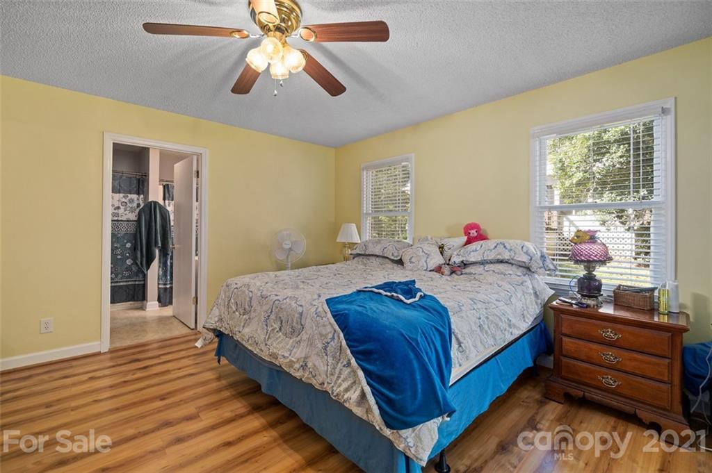 203 Lakeview Road Mocksville, NC 27028 - Photo 13 of 35 Gallery Image 13