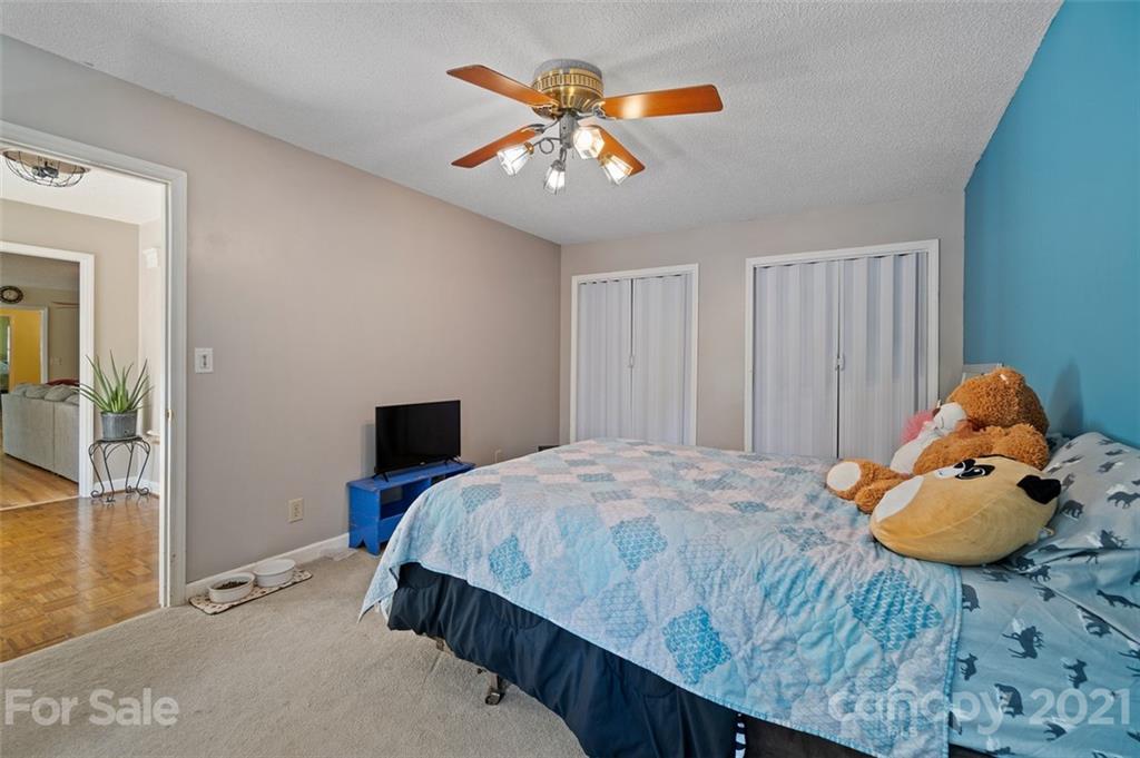 203 Lakeview Road Mocksville, NC 27028 - Photo 21 of 35 Gallery Image 21
