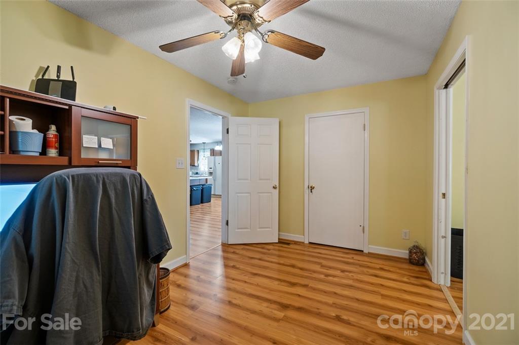 203 Lakeview Road Mocksville, NC 27028 - Photo 28 of 35 Gallery Image 28