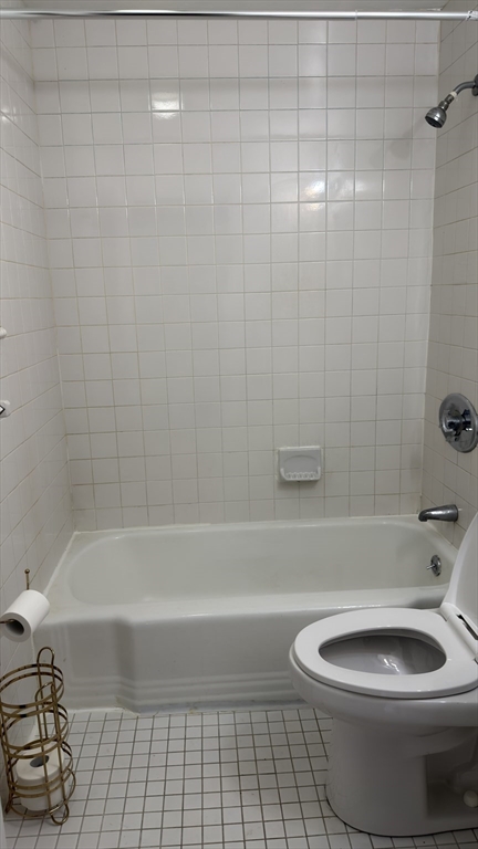 45 Howe Street, Unit 4 Boston, MA 02125 - Photo 5 of 9