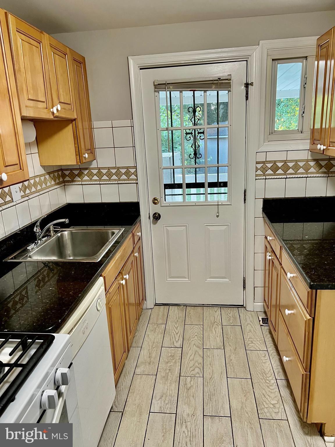 3506 Edwin Street Silver Spring, MD 20902 - Photo 8 of 36
