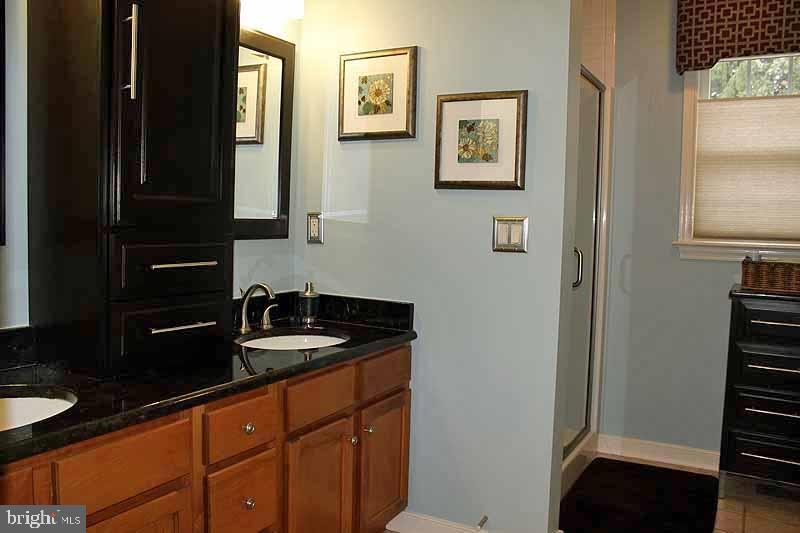 347 Squire Lane Lititz, PA 17543 - Photo 14 of 33