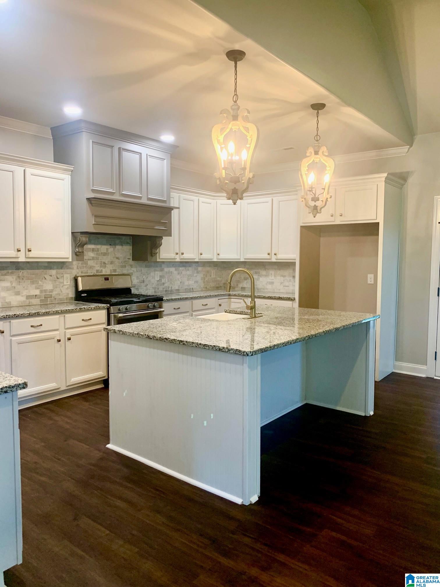 352 Strathaven Circle Pelham, AL 35124 - Photo 7 of 23