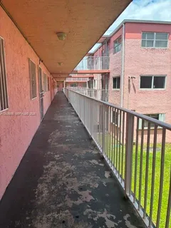 $133,000 | 19701 Southwest 114th Avenue, Unit 266, Miami, FL 33157