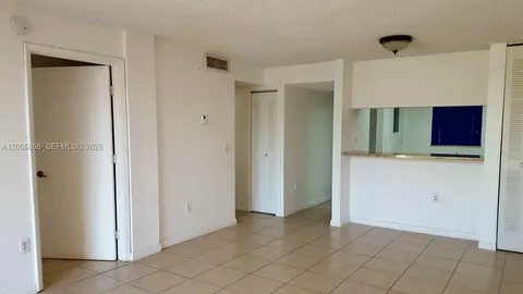 $133,000 | 19701 Southwest 114th Avenue, Unit 266, Miami, FL 33157
