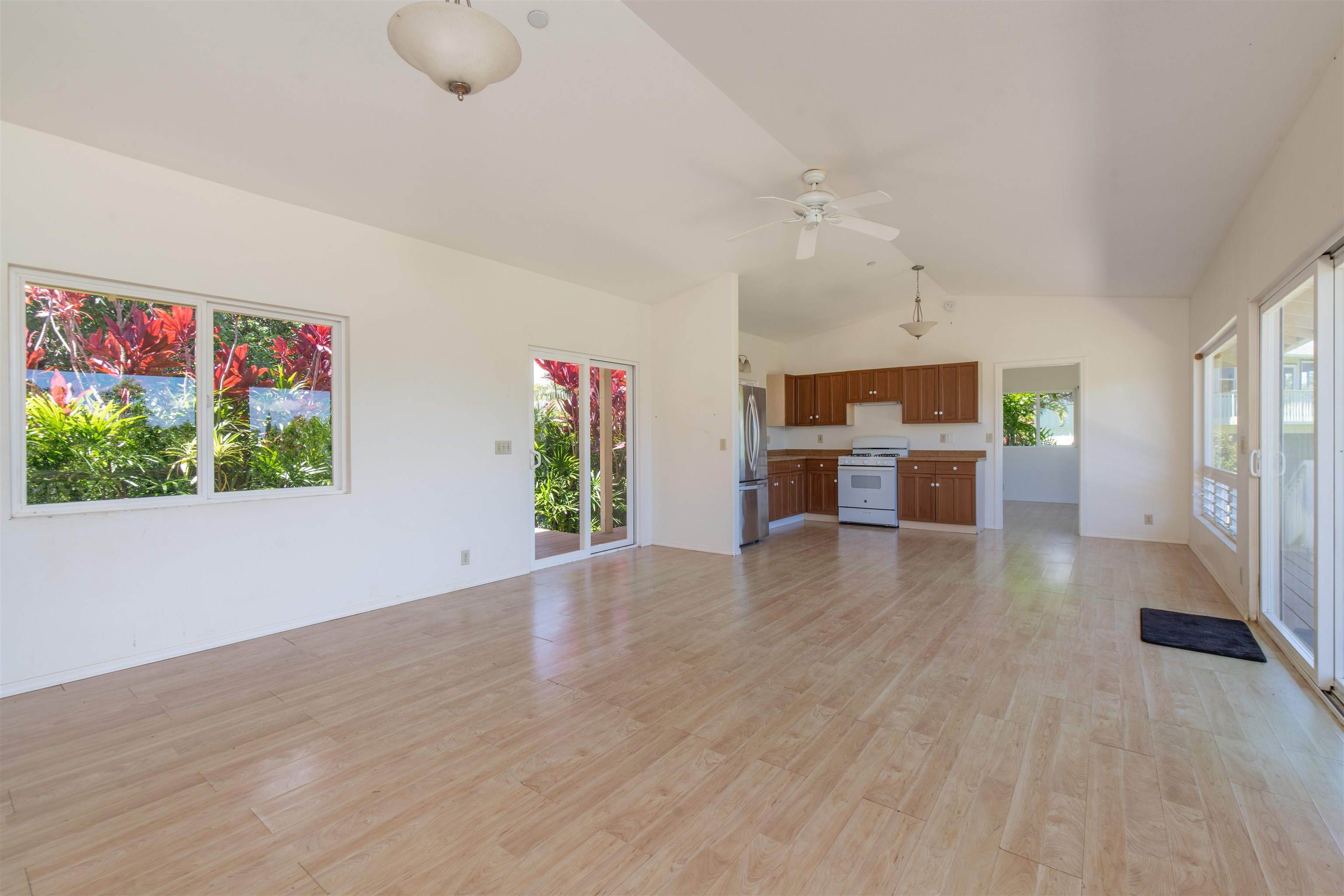 601 North Honokala Road, Unit B Haiku, HI 96708 - Photo 18 of 38