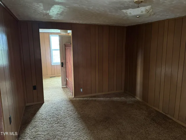 $20,000 | 121 Henderson Street, Surgoinsville, TN 37873