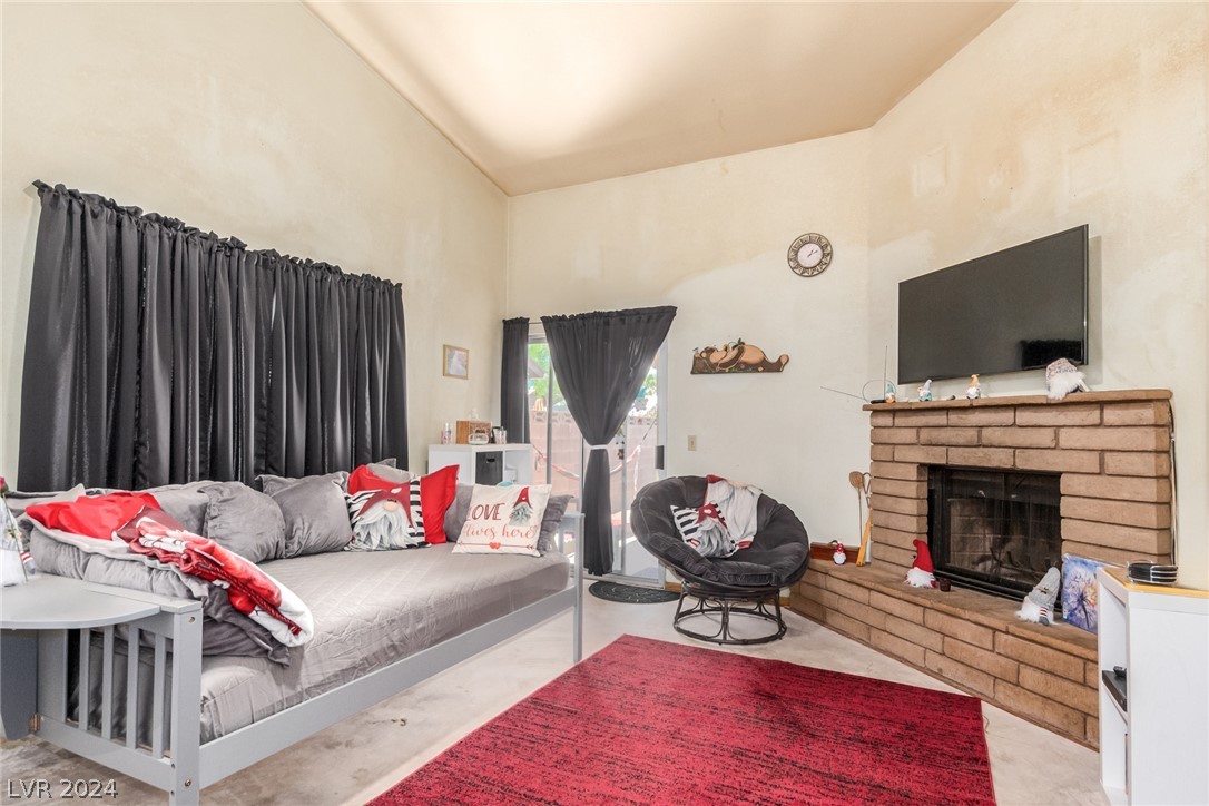 517 Crony Avenue Henderson, NV 89011 - Photo 8 of 27