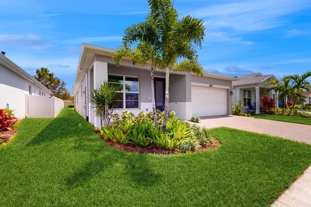 $465,000 | 10677 Southwest Gloriana St Port, Port St. Lucie, FL 34987