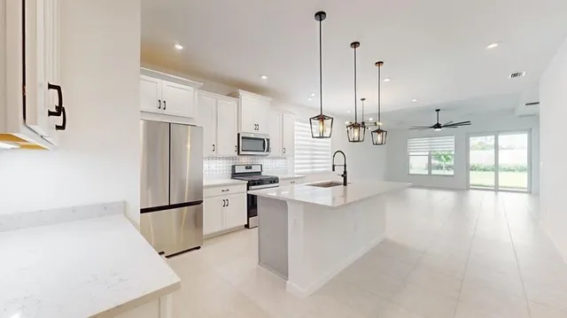 $465,000 | 10677 Southwest Gloriana St Port, Port St. Lucie, FL 34987