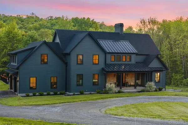 $1,300,000 | 36 Spruce Lane, Poughkeepsie, NY 12603