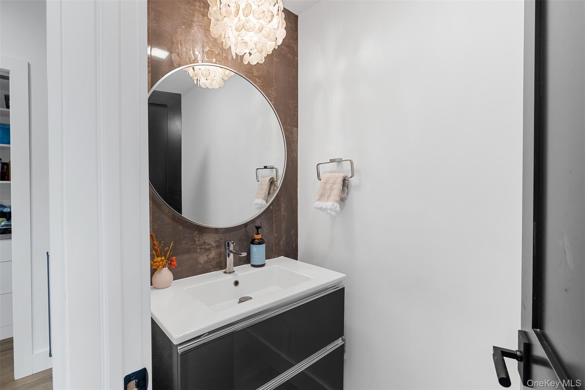 36 Spruce Lane Poughkeepsie, NY 12603 - Photo 13 of 33