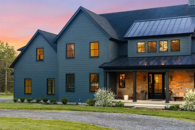 $1,300,000 | 36 Spruce Lane, Poughkeepsie, NY 12603