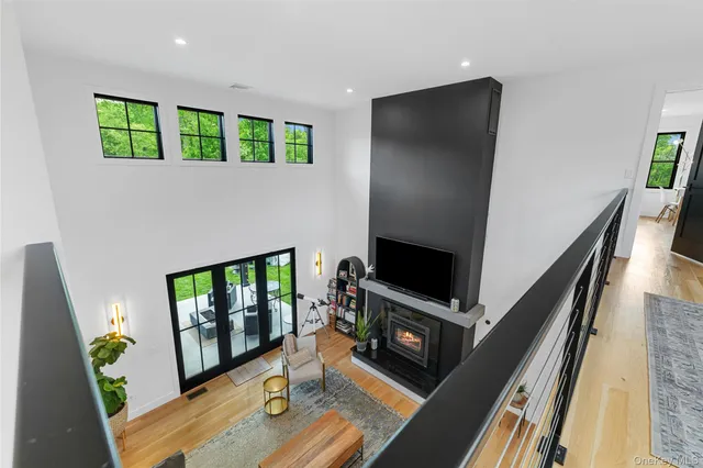 $1,300,000 | 36 Spruce Lane, Poughkeepsie, NY 12603