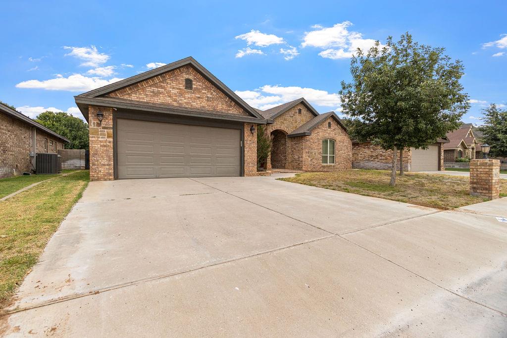 1506 Canaan Road Andrews, TX 79714 - Photo 1 of 36 Main View