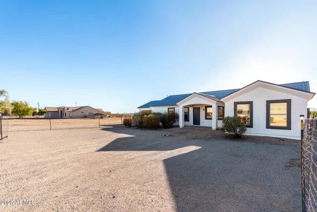 $379,900 | 1414 South 369th Lane, Tonopah, AZ 85354