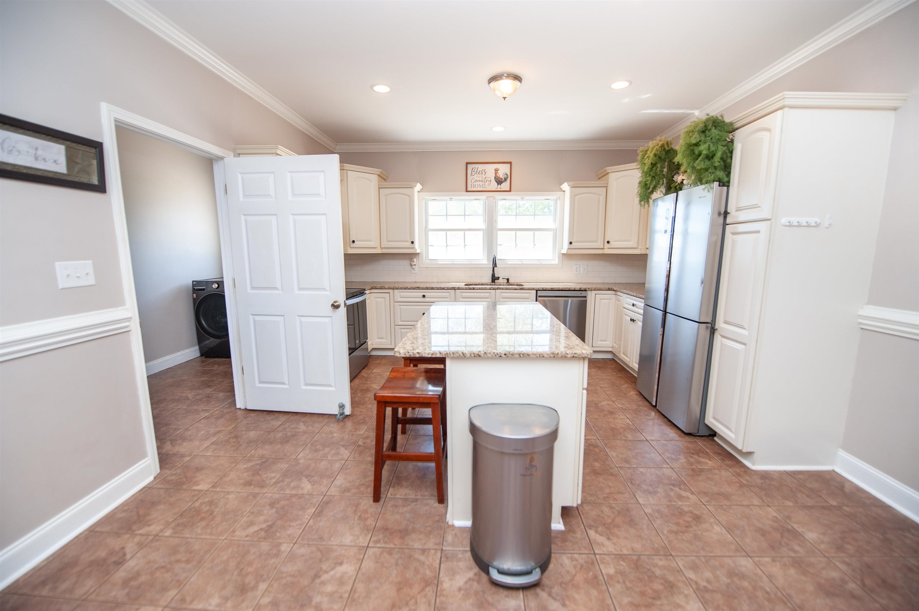 450 Meadow Road Inman, SC 29349 - Photo 12 of 38