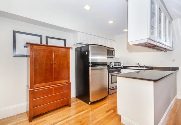 $4,195 | 477 Massachusetts Avenue, Unit 5, Boston, MA 02118