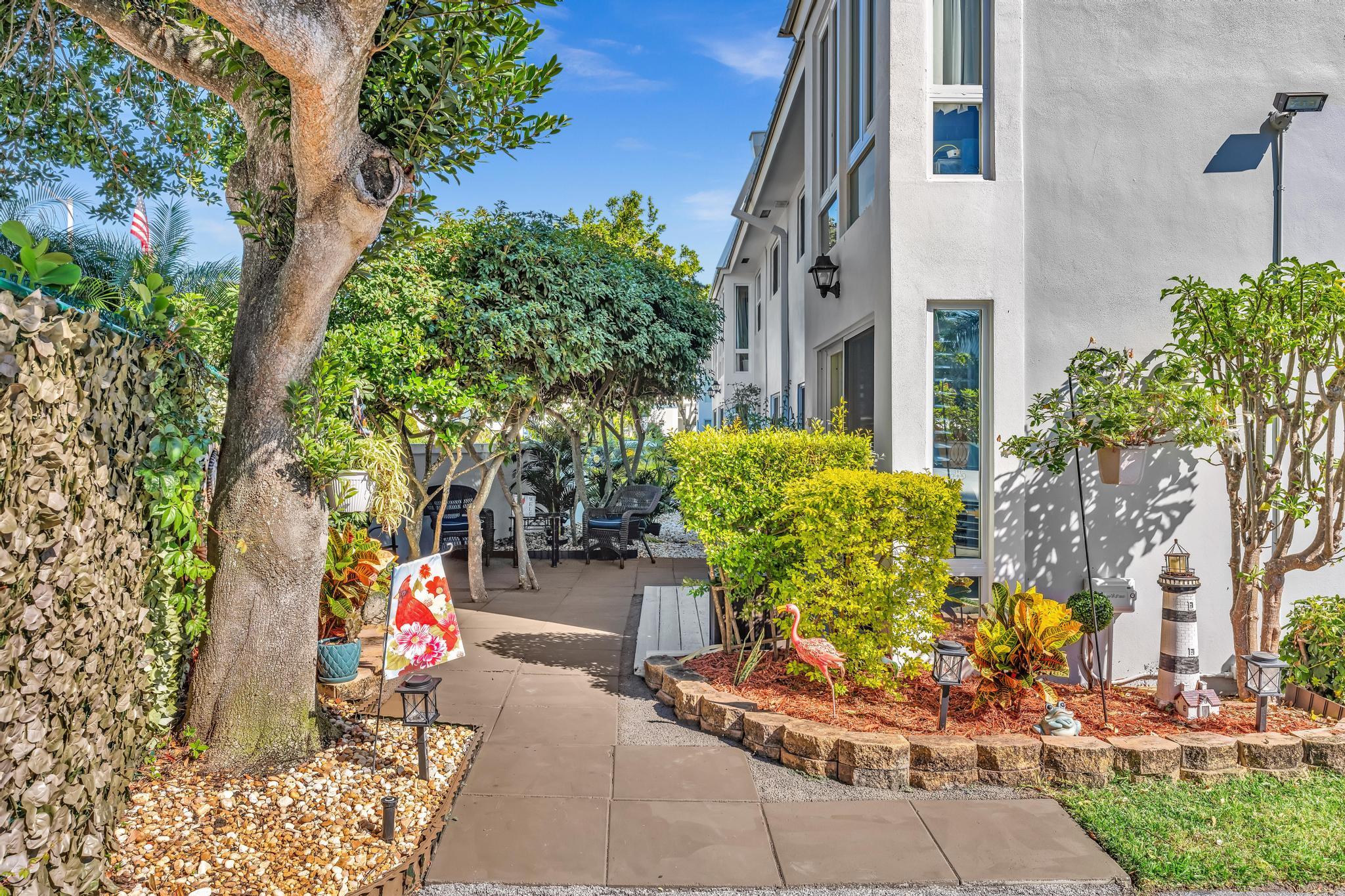 34 Colonial Club Drive, Unit 101 Boynton Beach, FL 33435 - Photo 28 of 58