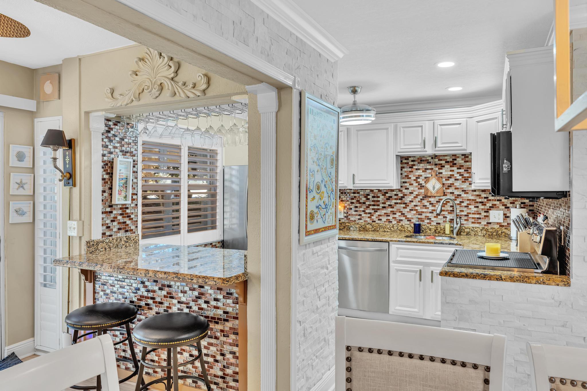 34 Colonial Club Drive, Unit 101 Boynton Beach, FL 33435 - Photo 5 of 58 KITCHEN