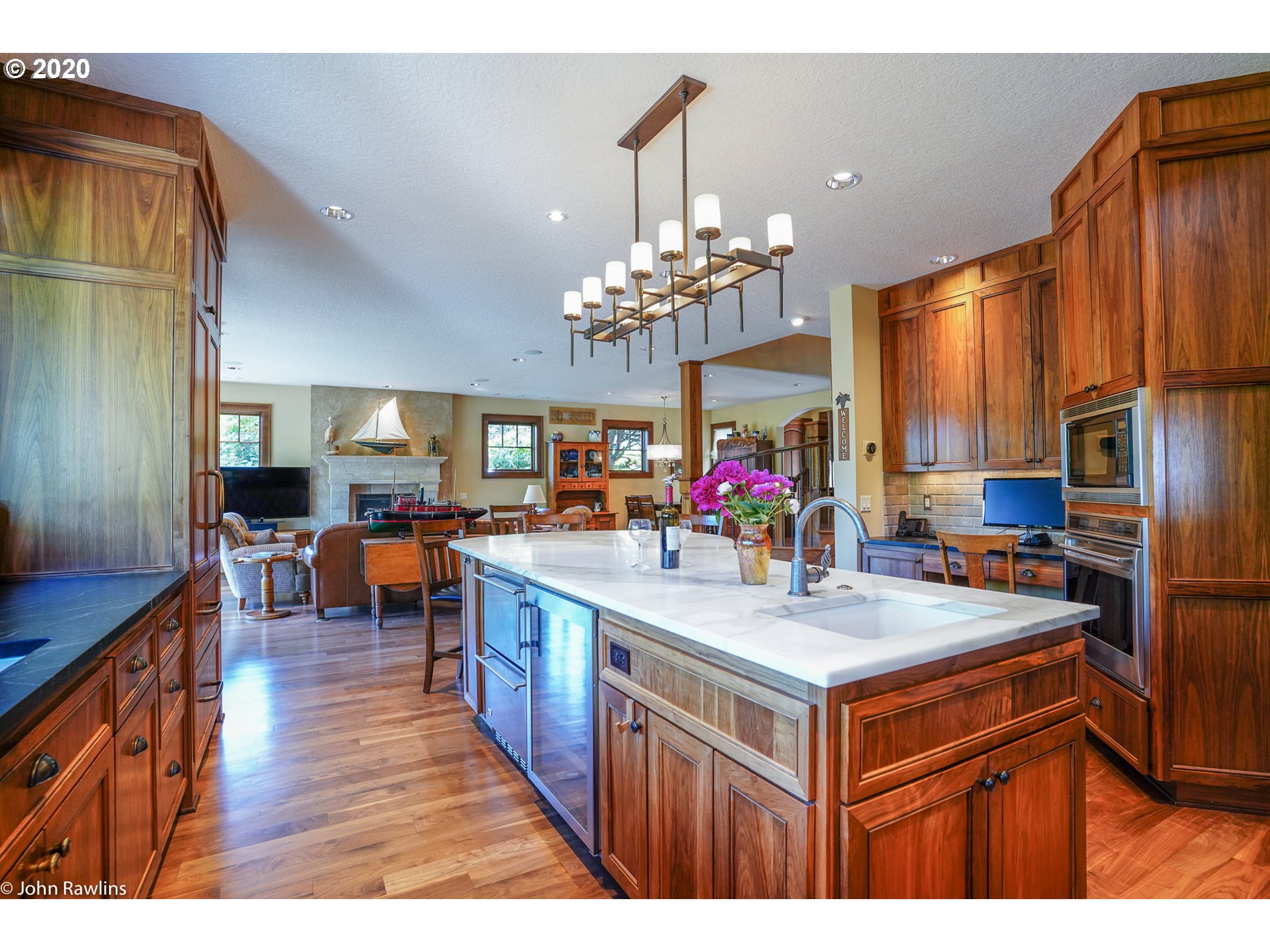 4423 West Bay Road Lake Oswego, OR 97035 - Photo 8 of 32 Gallery Image 8