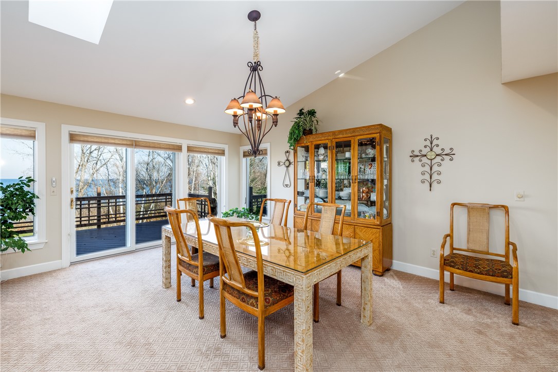 14789 Highview Road Carlton, NY 14477 - Photo 15 of 50 OPEN LIVING VAULTED CEILING GREAT ROOM WITH WALL O