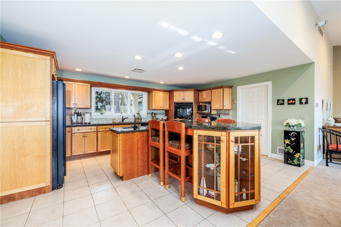 14789 Highview Road Carlton, NY 14477 - Photo 23 of 50 DESIGNER COOK'S KITCHEN WITH BEAUTIFUL CABINETRY