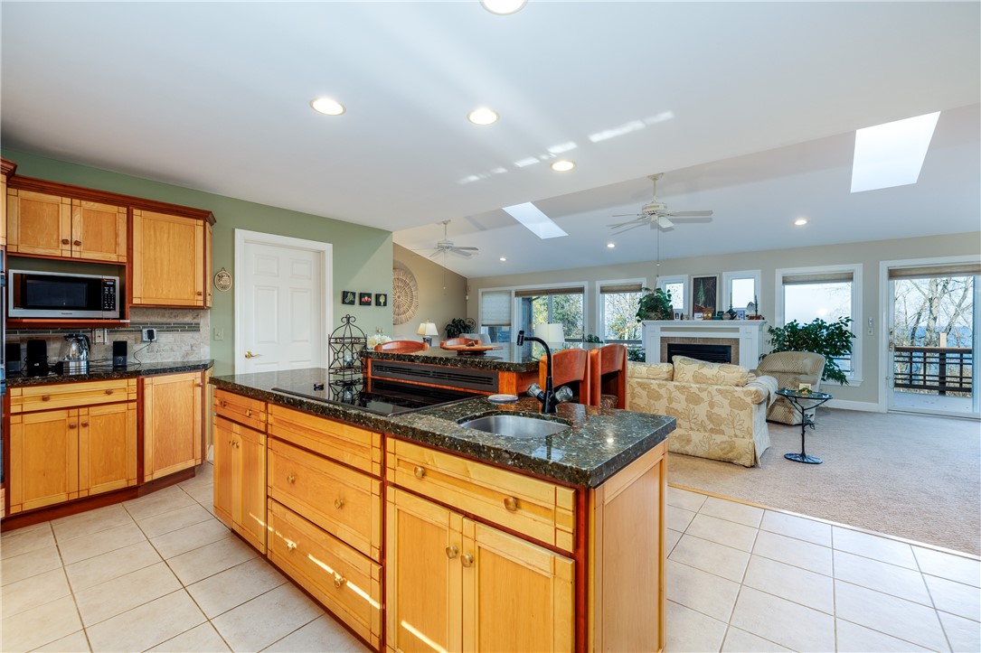14789 Highview Road Carlton, NY 14477 - Photo 24 of 50 DESIGNER COOK'S KITCHEN WITH BEAUTIFUL CABINETRY