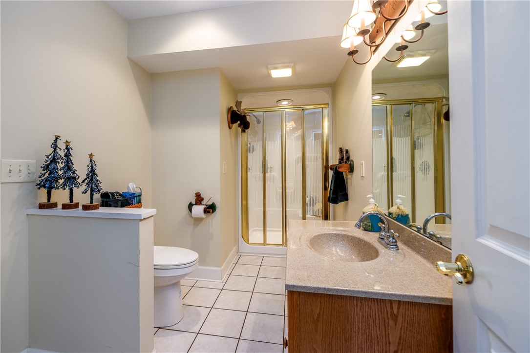 14789 Highview Road Carlton, NY 14477 - Photo 41 of 50 LOWER LEVEL BEDROOM SUITE WITH BATH!